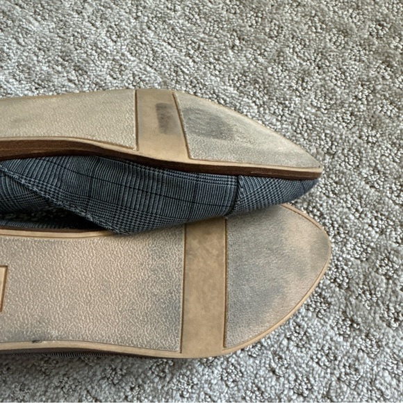 Toms Gray and Blue Casual Flats with Rounded Toe - Picture 6 of 9